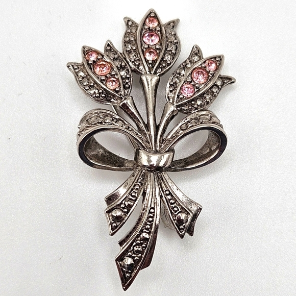 VINTAGE Avon Silver Tone Pink Tulips Flowers Brooch Pin Signed - Picture 1 of 5